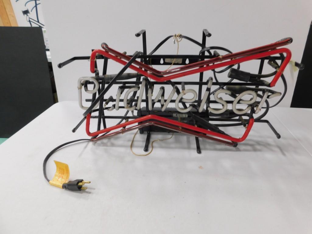 Budweiser Beer Neon Sign , Inside Does Not Light (1 of 3)