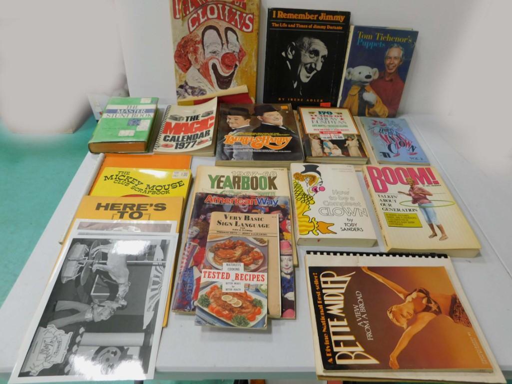 Lot of Books and Pamphlets incl Books on Clowns , 3 (1 of 5)