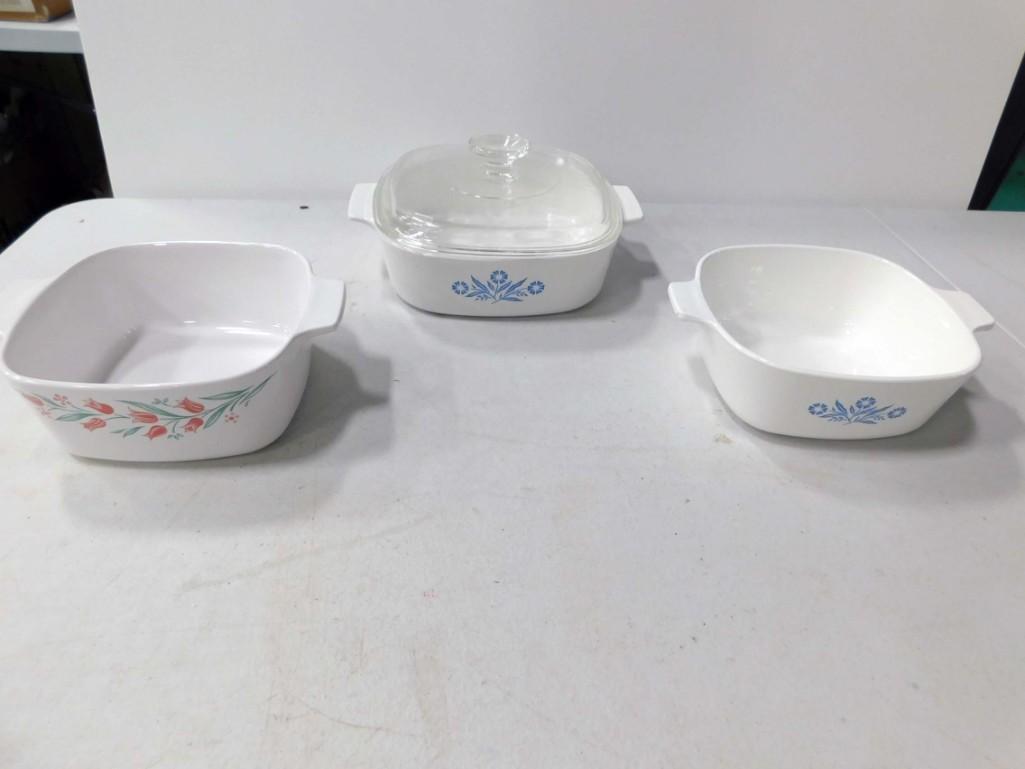 3 Corning Ware Casserole Dishes incl 2 1 1/2 Qt  and 1 (1 of 5)