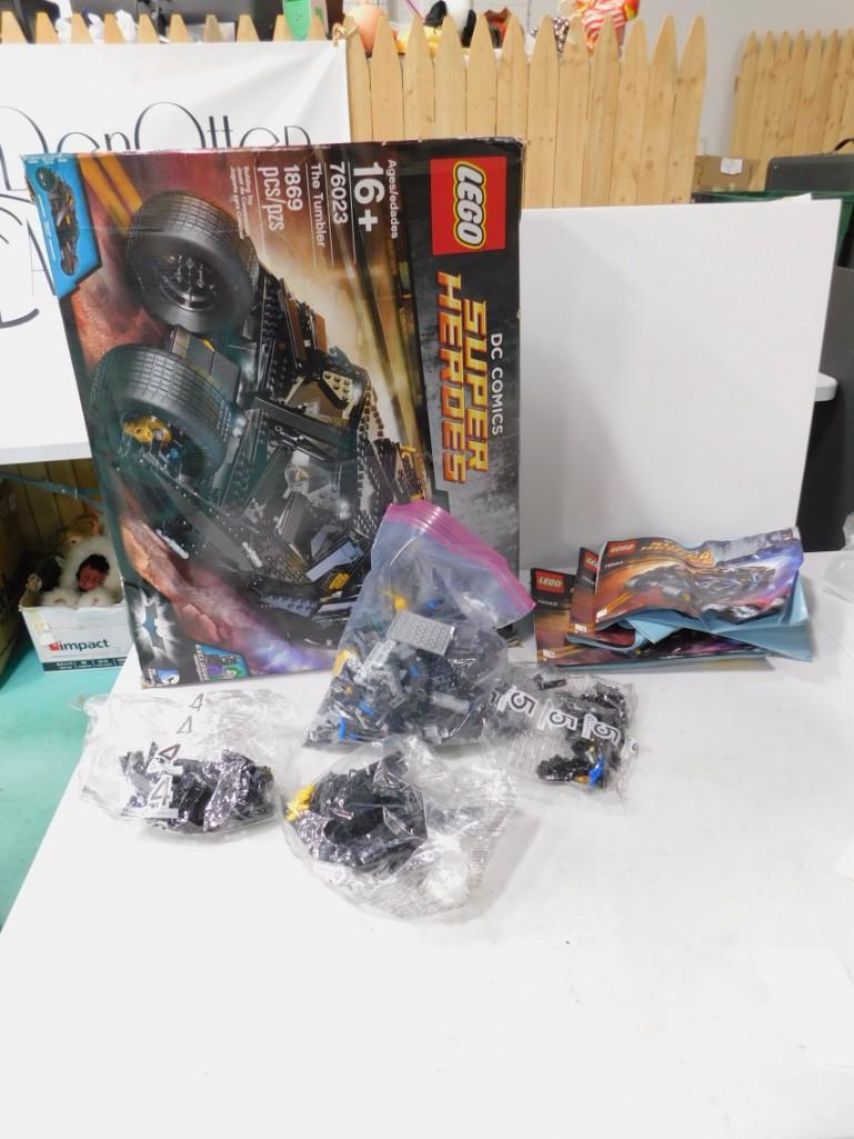 Lego 76023 Dc Comics Super Heroes The Tumbler Unchecked (1 of 6)