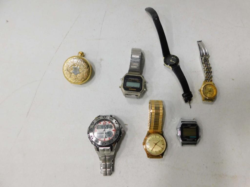 Lot of Watches and a Locket: Lot of Watches incl 5 Wristwatches and a Locket