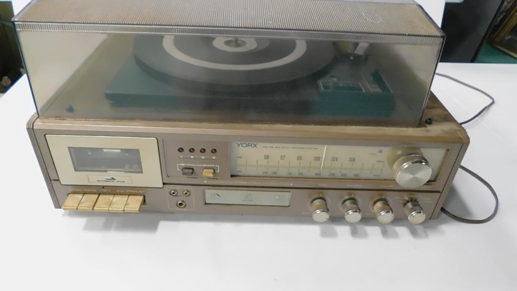 Yorx Stereo Receiver and Cassette Player and 8 Track: Yorx Stereo Receiver and Cassette Player and 8 Track Model M2657