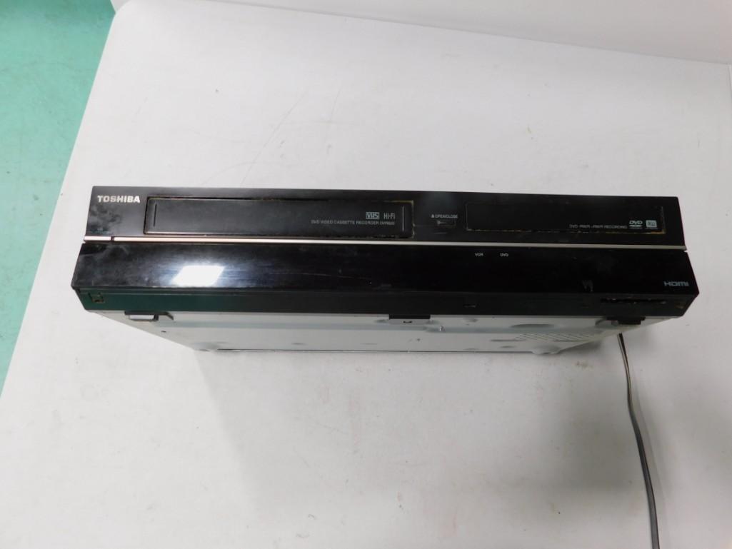 Toshiba VHS HiFi Video Cassette Recorder and DVD (1 of 5)