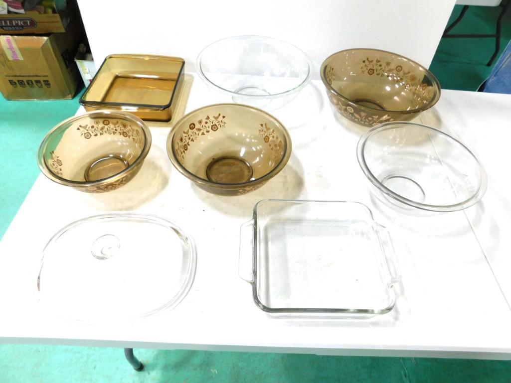 Vintage Pyrex Festive Harvest Smoked Brown Nesting (1 of 3)