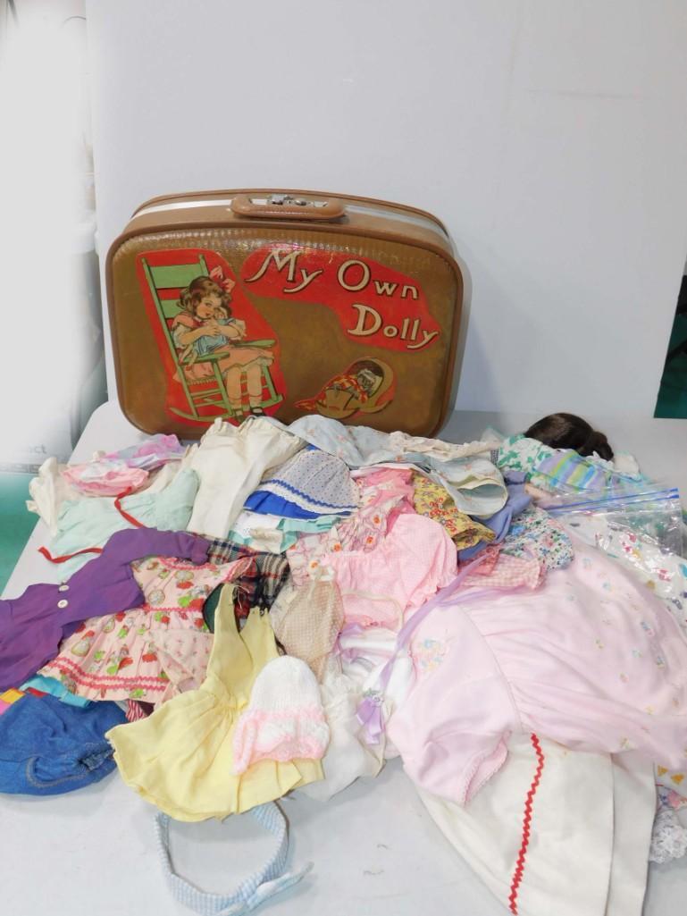 Vintage Doll Clothes in a Cute Doll Suitcase incl (1 of 4)
