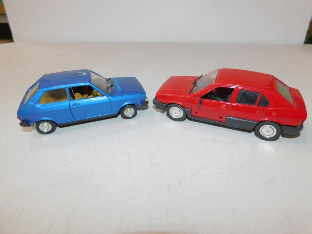 2 Die Cast Model Cars 1:25 Scale Polistil Red Alfa 33 (1 of 4)