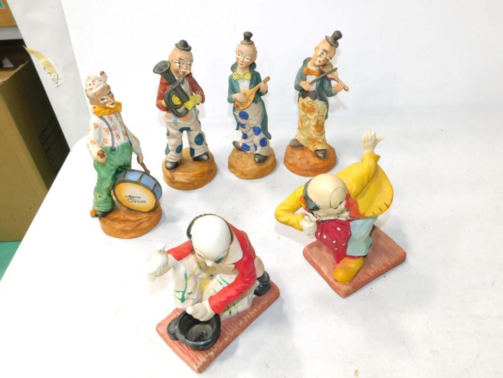 Lot of Ceramic Clown Figurines (1 of 4)