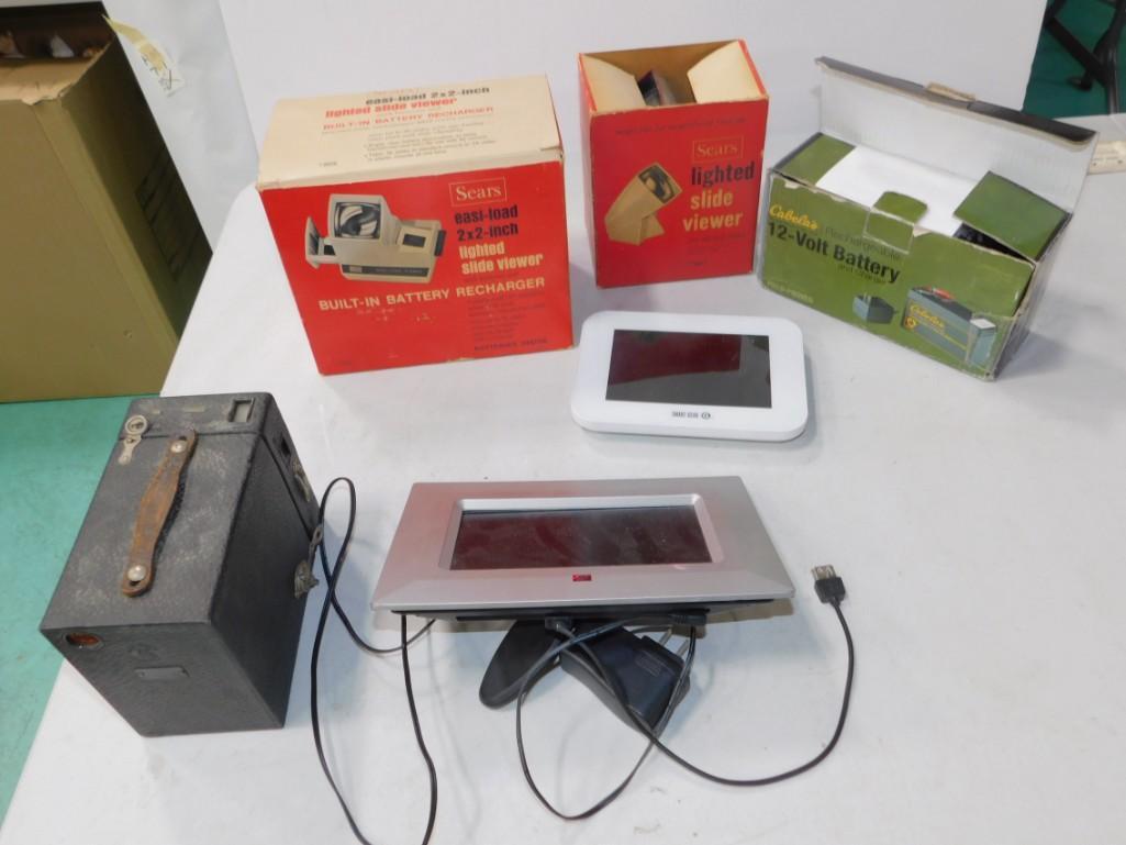 Vintage Box Camera , Slide Viewers , Digital Photo (1 of 6)