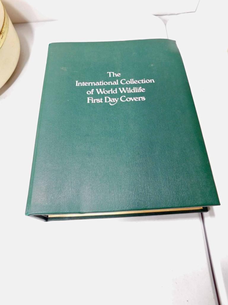 The International Collection of World Wildlife First (1 of 6)