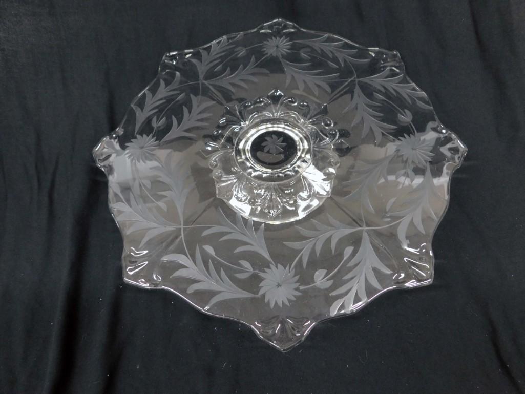 8 Point Edge Etched Footed Serving Plate (1 of 6)