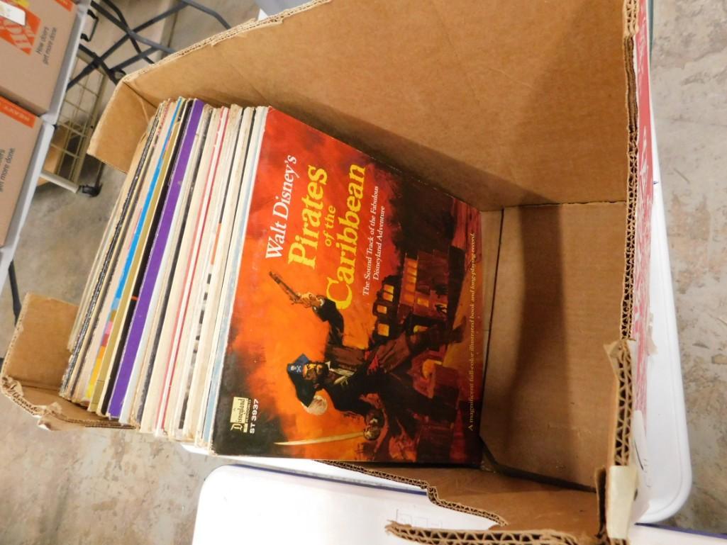 Lot of Records incl Vinyl LPs 33 RPM and also some 78: Lot of Assorted Records incl Vinyl LPs 33 RPM and also some 78 RPM Condition: unchecked and untested