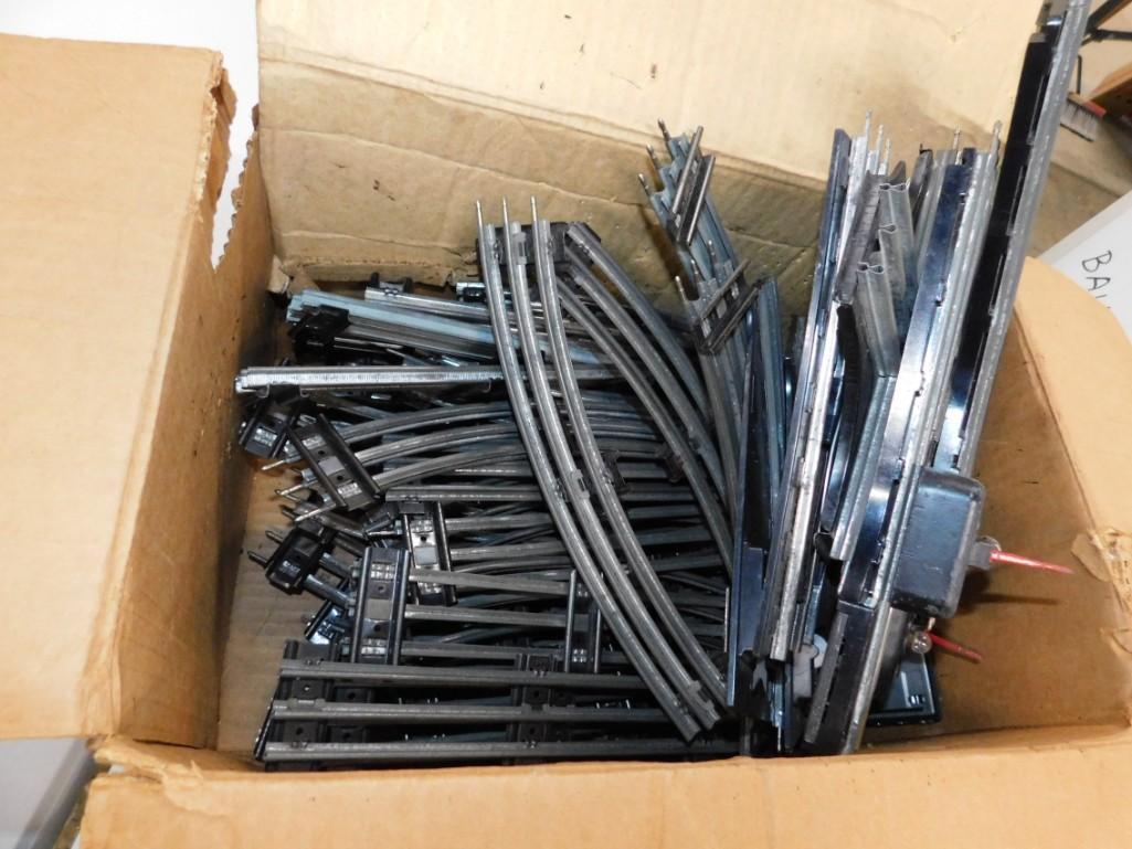 Lionel Train Track O Scale Switches, Curves, Straight (1 of 2)
