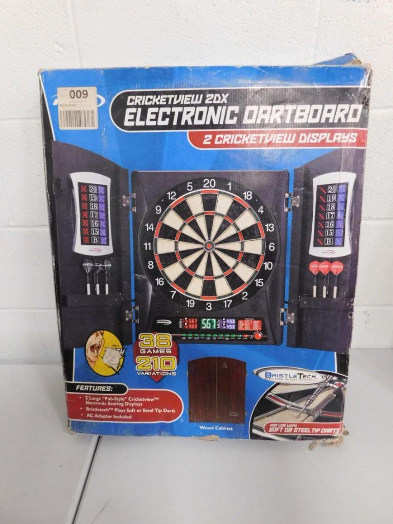 Halex CricketView 2DX Electronic Dart Board in Original (1 of 4)