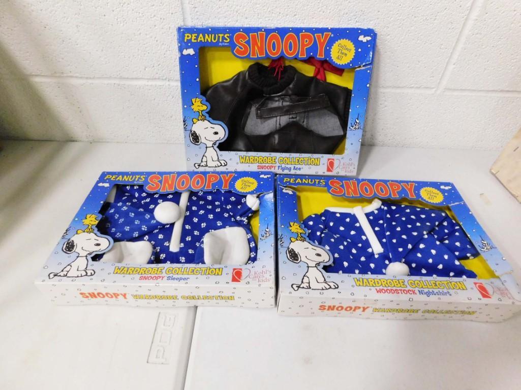 Peanuts Snoopy Wardrobe Collection incl Sleepers and (1 of 5)