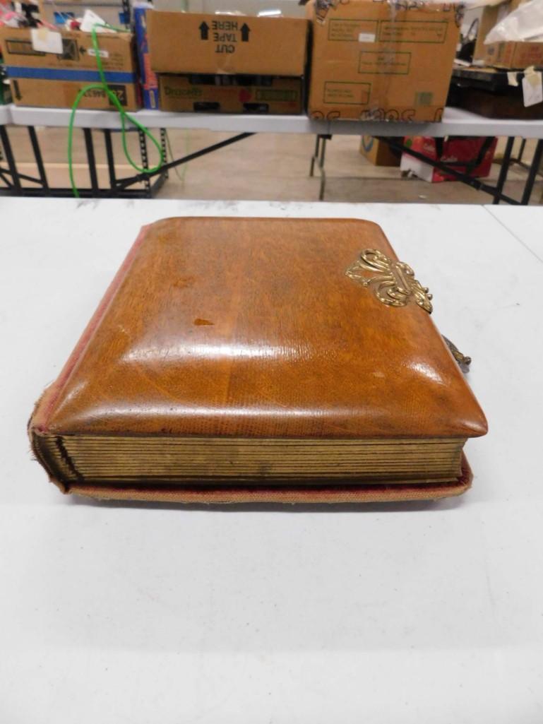 Antique Photo Album Mostly Full of Photos (1 of 15)