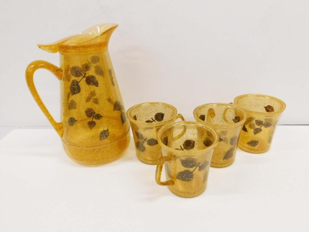 Vintage 1950s Pitcher and 4 Cups , Amber Colored (1 of 4)