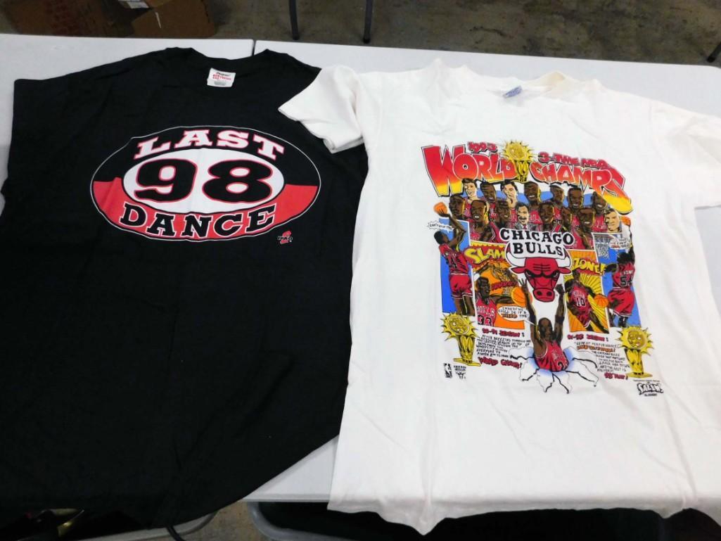 2 Vintage Chicago Bulls Tshirts incl The Last Dance 98 (1 of 4)