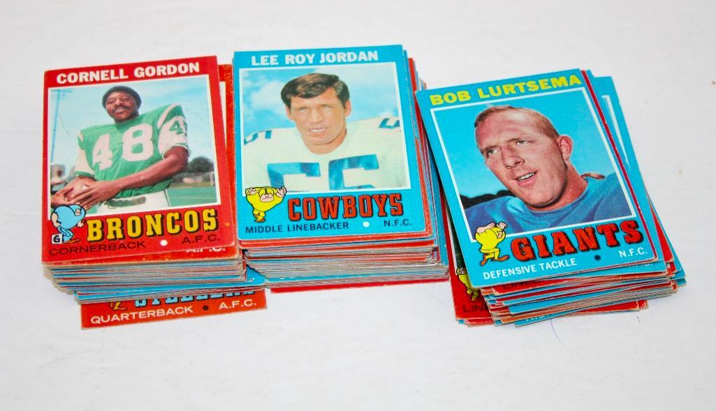 Lot of About 150 1971 Topps Football Cards (1 of 5)