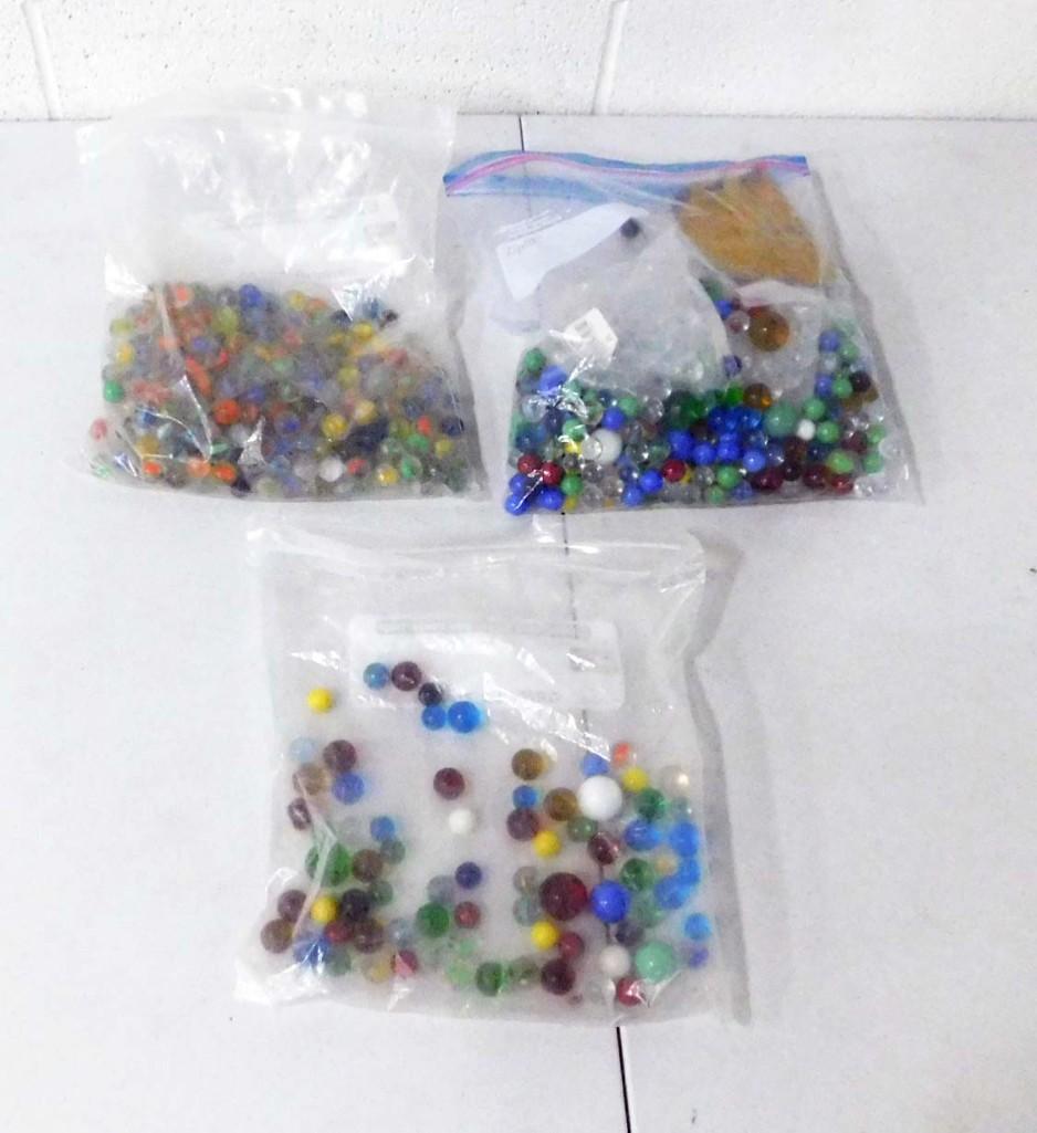 Lot of Marbles: Large Lot of Marbles , Solid and Cats Eyes