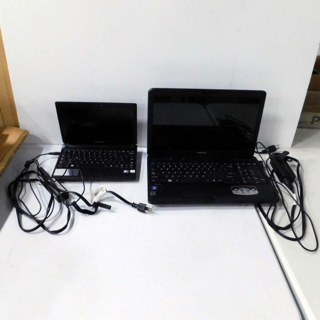 Samsung Pad with Windows and a Toshiba Laptop (1 of 6)