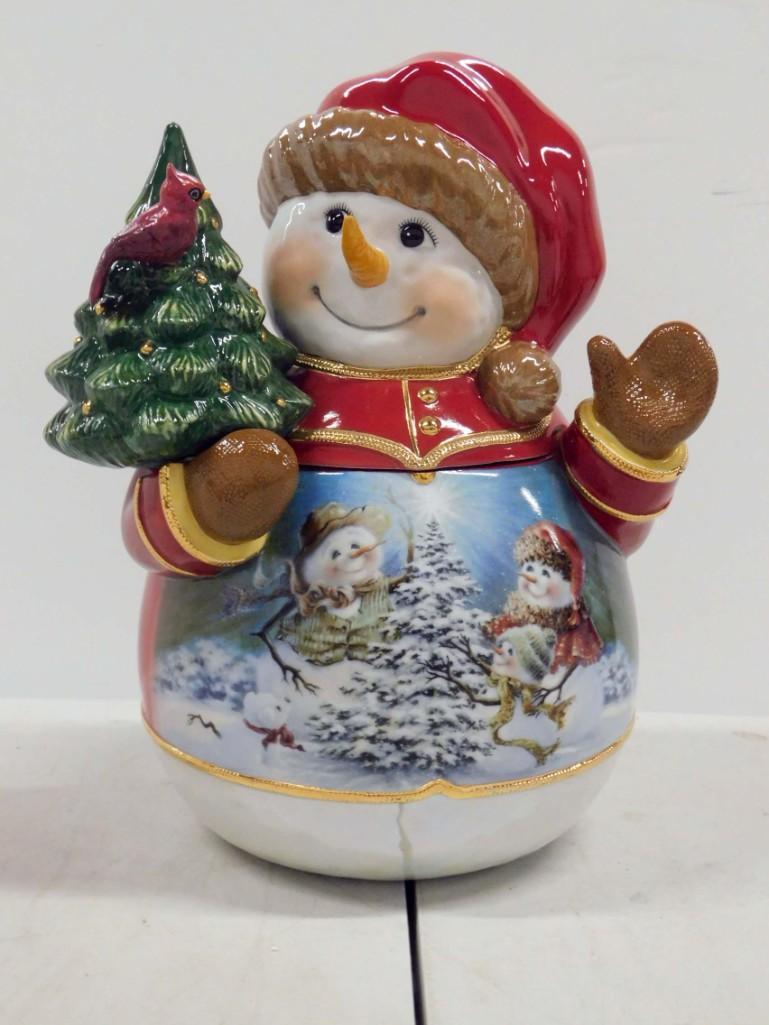 The Bradford Exchange Dona Gelsinger Oh Sno Sweet: The Bradford Exchange Dona Gelsinger Oh Sno Sweet Heirloom Porcelain Cookie Jar music box that plays a medley of carols
