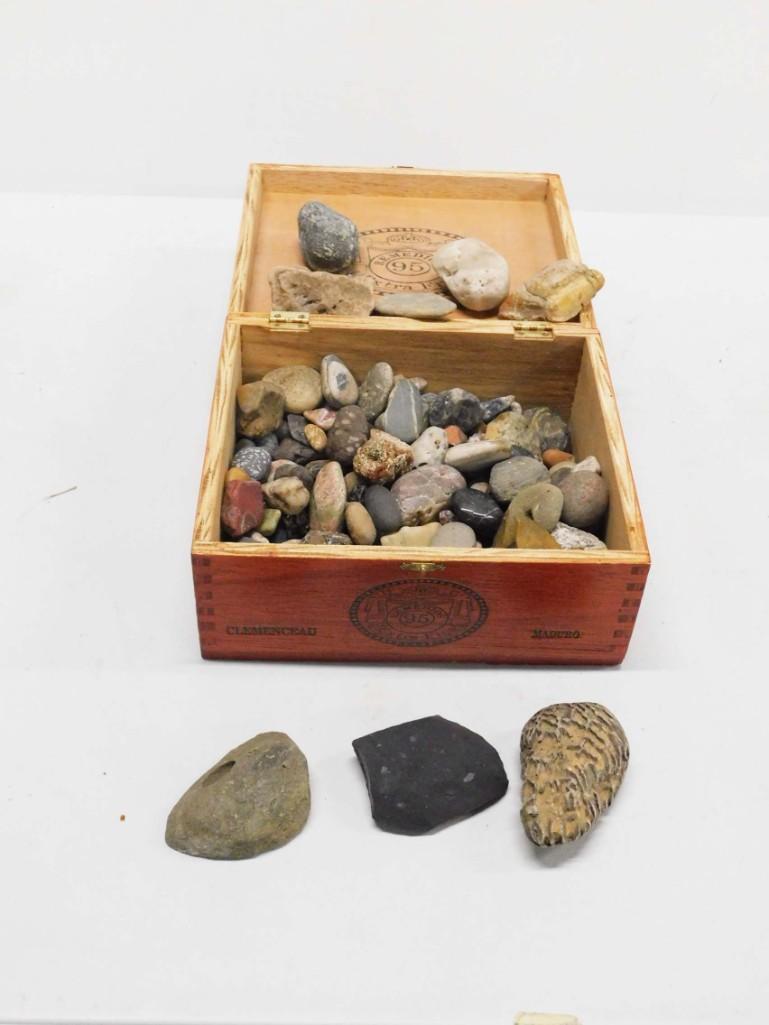 Wood Cigar Box with Rocks and Stones (1 of 3)