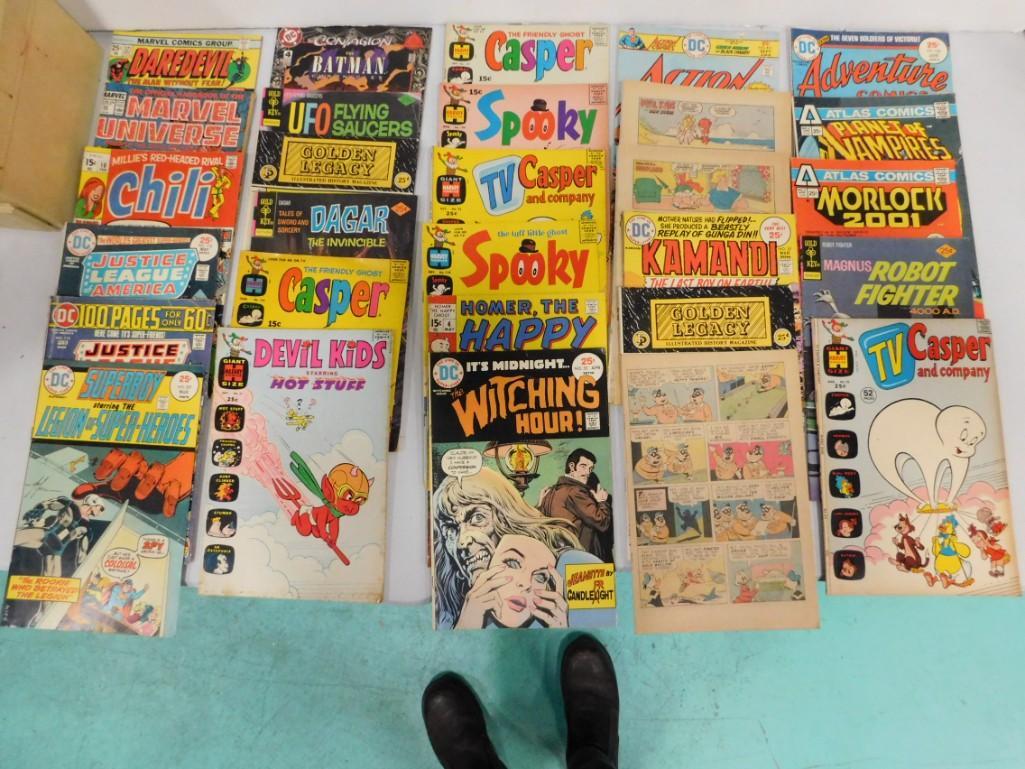 Lot of Comic Books incl Casper , Gold Key , Justice (1 of 4)