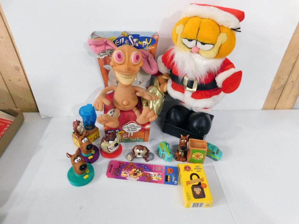 Toy Lot incl Garfield , Scooby , Ren and Stimpy , etc: Toy Lot incl Garfield , Scooby , Ren from Ren and Stimpy , etc . Garfield does not have a cord