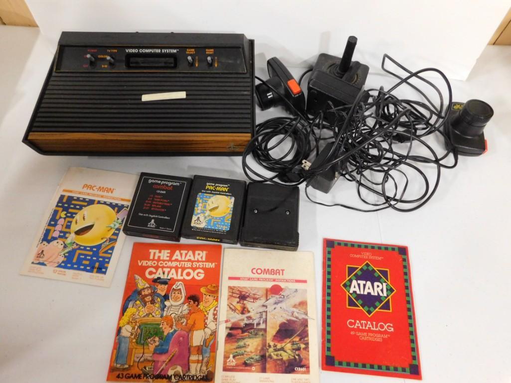 Atari 2600 w Paddle Controllers and 2 Joysticks and (1 of 5)