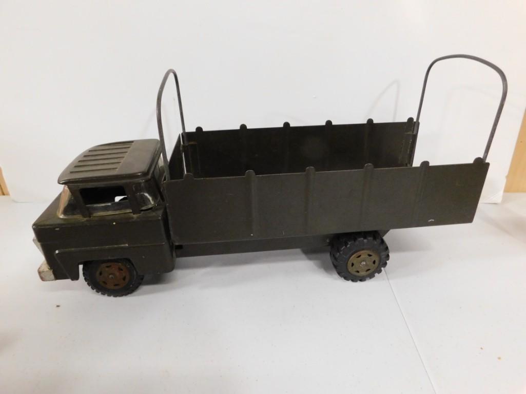 Vintage Marx Toy Army Truck (1 of 4)