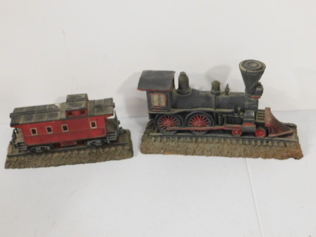2 Resin Train Models incl Engine and Caboose (1 of 6)
