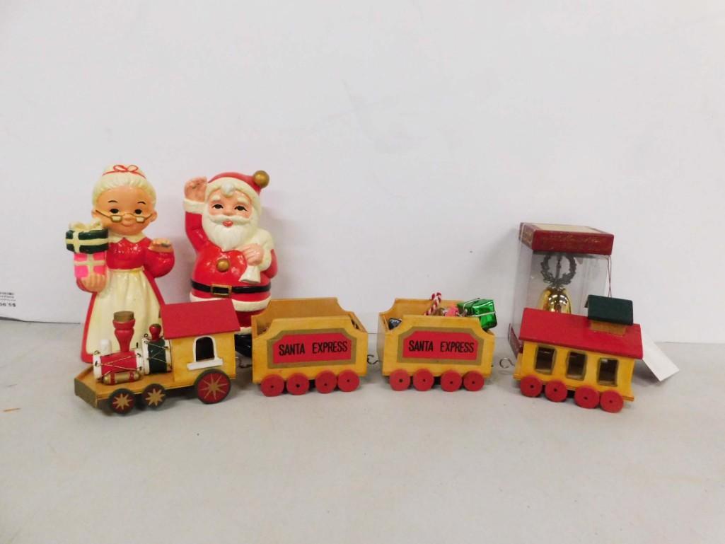 Christmas Lot incl Santa and Mrs Claus , Santa Express (1 of 7)