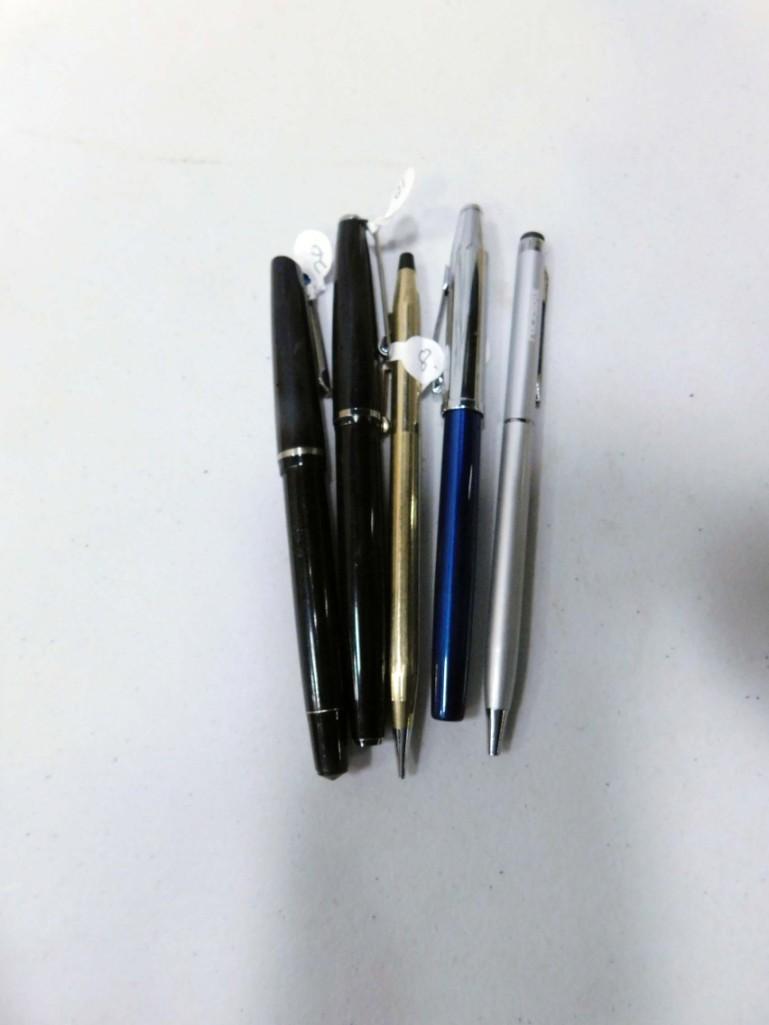 Lot of 4 Pens incl 2 Cross plus a Mechanical Pencil (1 of 3)