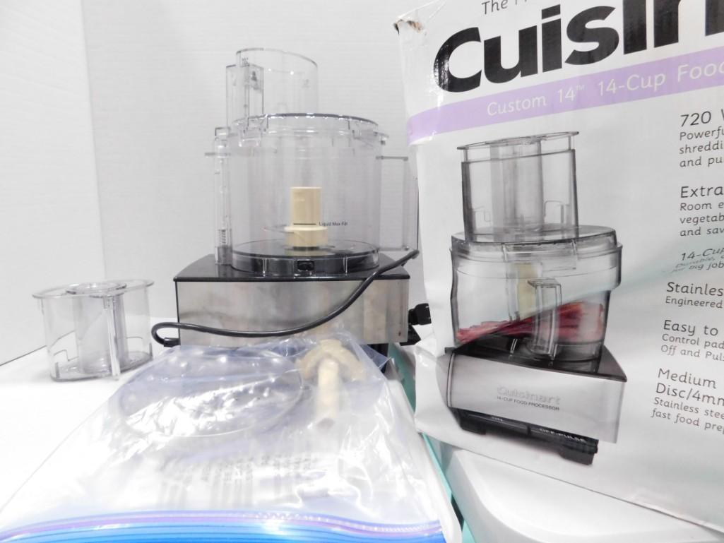 Cuisinart Food Processor (1 of 3)