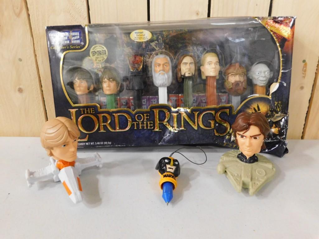 Lord of the Ring Pez Set with Damaged Box and 2 Star (1 of 1)