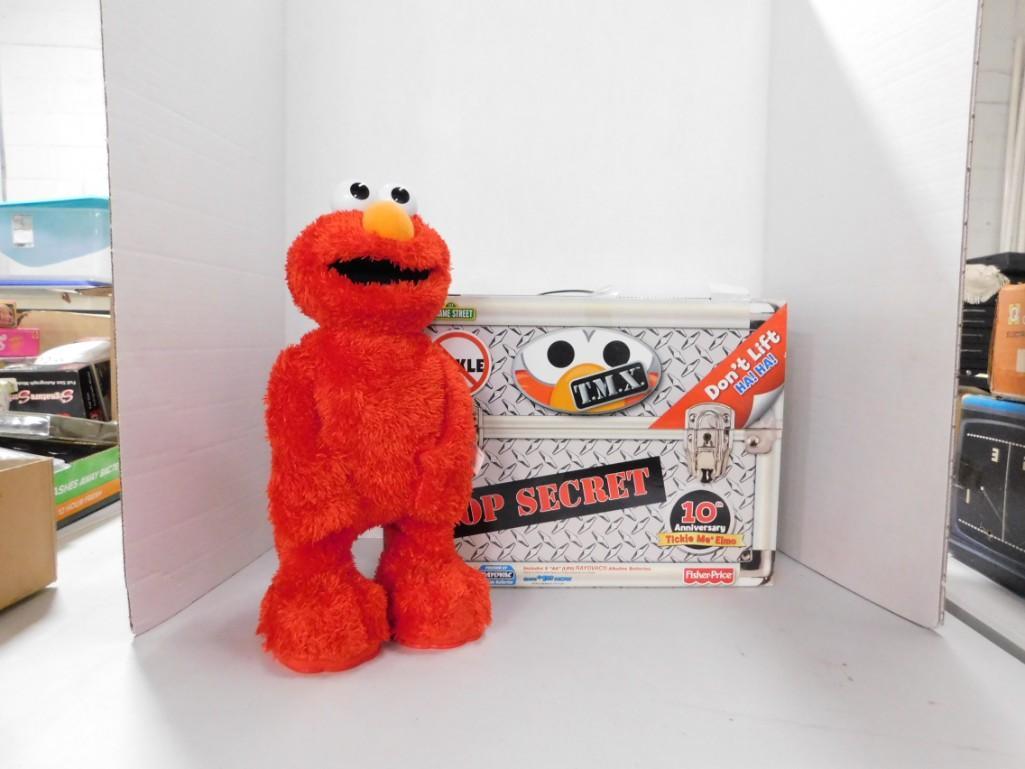 Sesame Street Elmo Top Secret Toy: Fisher Price Sesame Street Elmo Top Secret Toy
