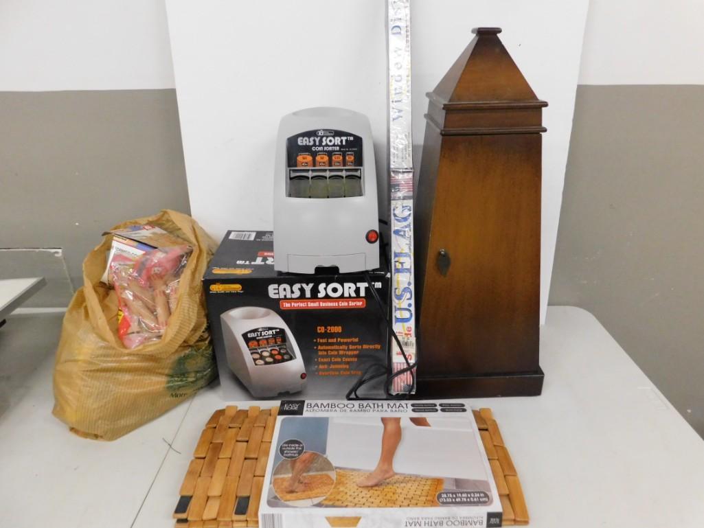 Misc Lot incl Vintage Cabinet , Bath Mat , Coin Sorter (1 of 8)