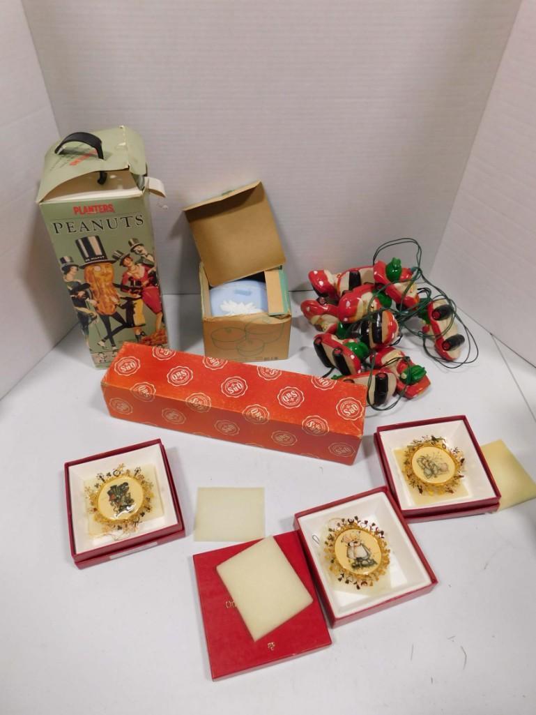 Misc Lot incl 3 Hummel Christmas Ornaments , Piano Roll (1 of 7)
