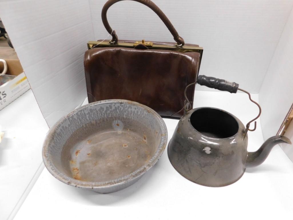 Vintage Enamelware and a Doctor Style Bag or Purse (1 of 6)