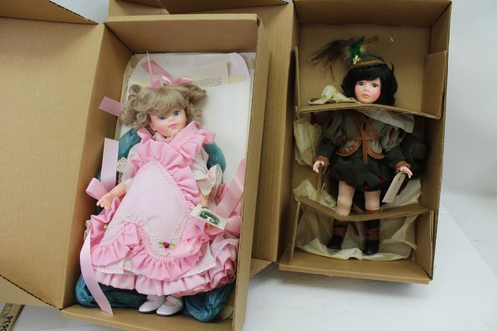 Robin Woods Doll and Pittsburgh Originals Doll (1 of 5)