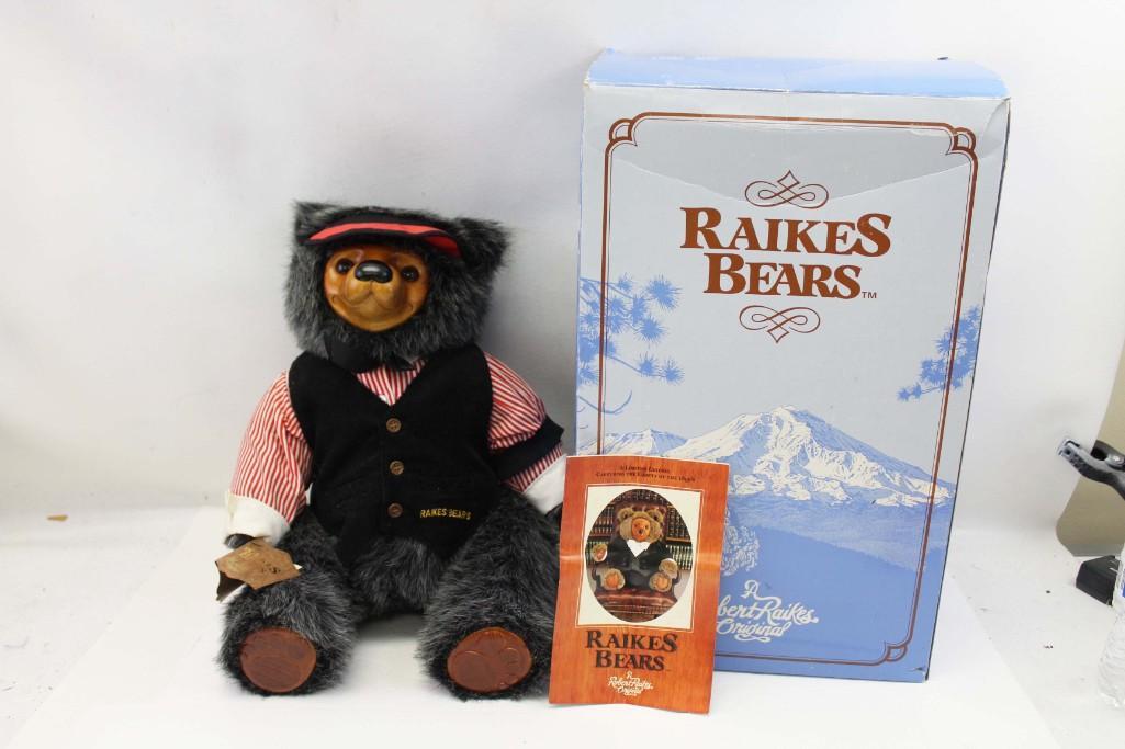 Robert Raikes Bears 20" Max the Gambler Poker Player in (1 of 4)