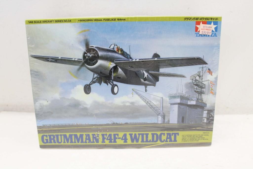 Tamiya Grumman F4F-4 Wildcat Airplane Model Kit New and (1 of 5)