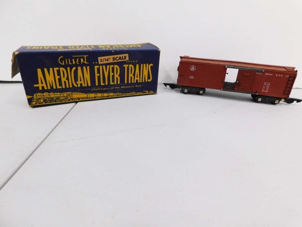 1940 Gilbert American Flyer Box Car #633 With Original: Vintage 1940 Gilbert American Flyer S Gauge Box Car #633 With Original Box . It has a working side door on the car . Box is missing end flap