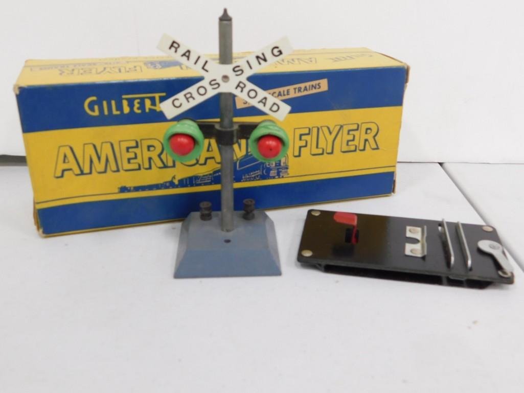 1947 American Flyer #760 Highway Flasher with Original: 1947 American Flyer #760 Highway Flasher with Original Box for S Gauge Model Railroads