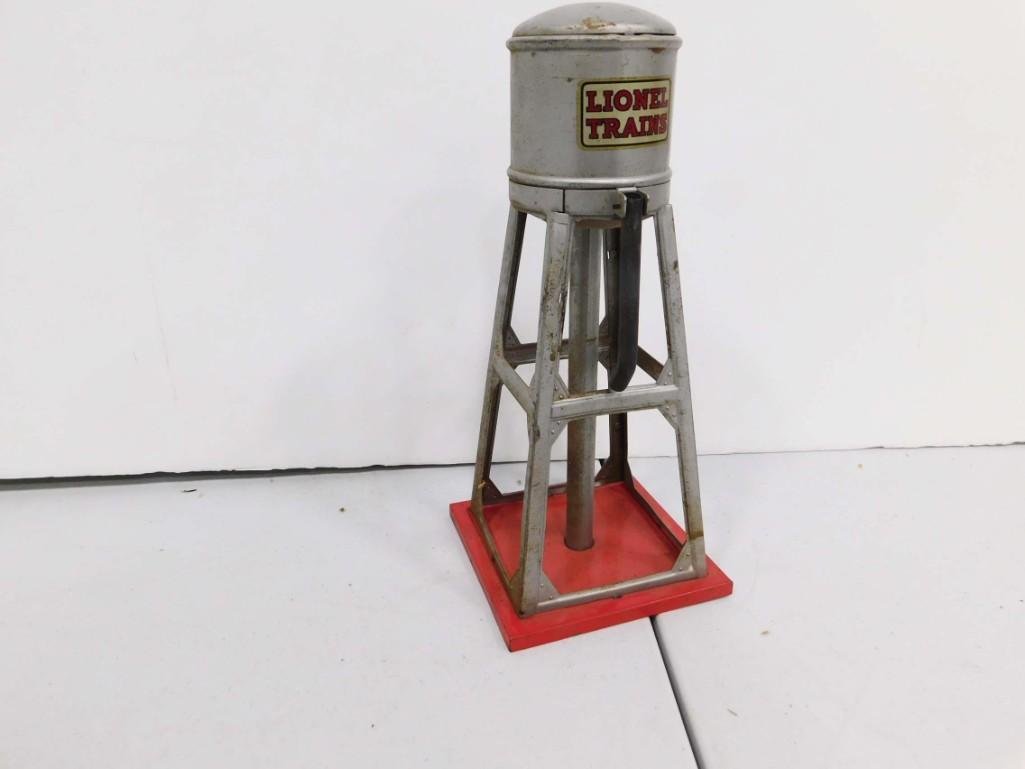 1950s Lionel Water Tower Model Railroad Accessory (1 of 3)