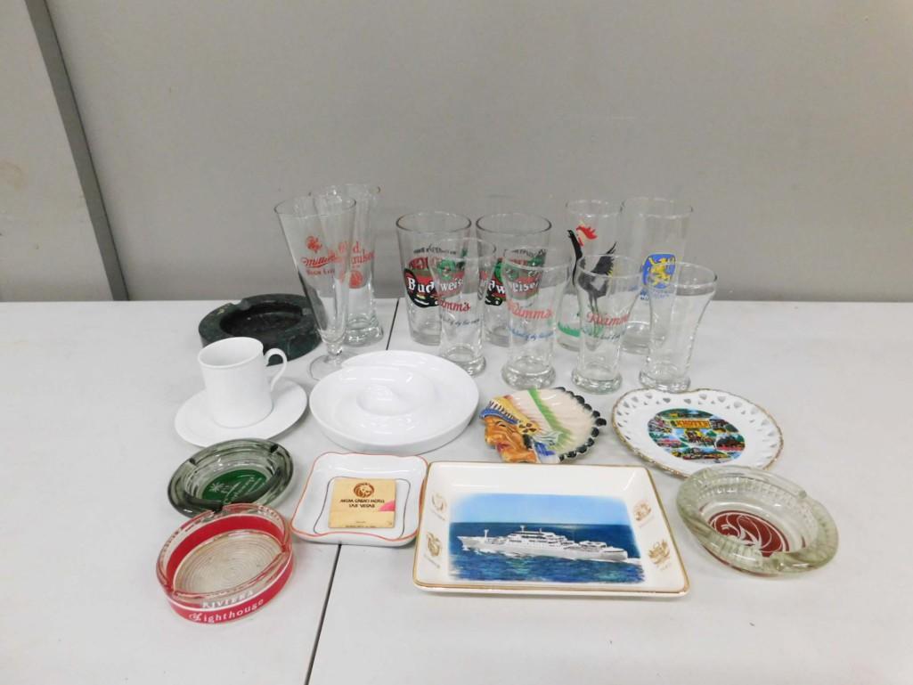 Lot of Vintage Ashtrays and Bar Glasses incl 3 Hamms: Lot of Vintage Ashtrays and Beer Glasses incl 3 Hamms and 1 Old Milwaukee Glass