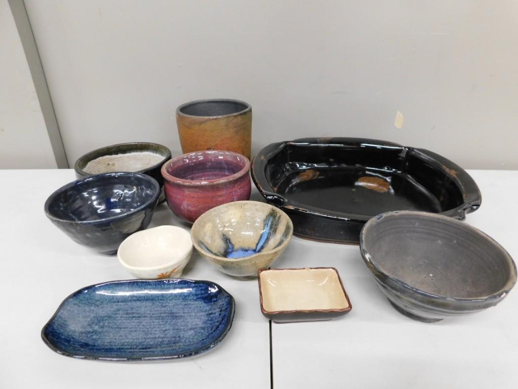 Lot of Studio Pottery incl 1 Signed (1 of 5)