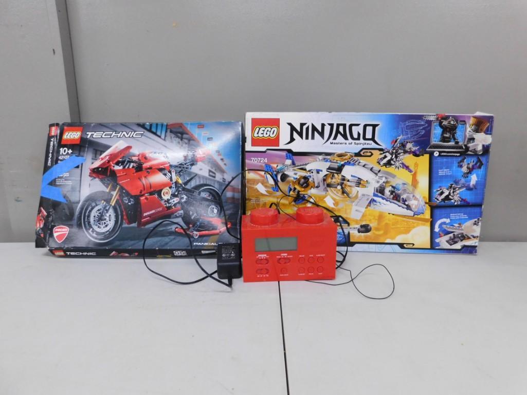 Lego Technic and Lego Ninjago (1 of 4)