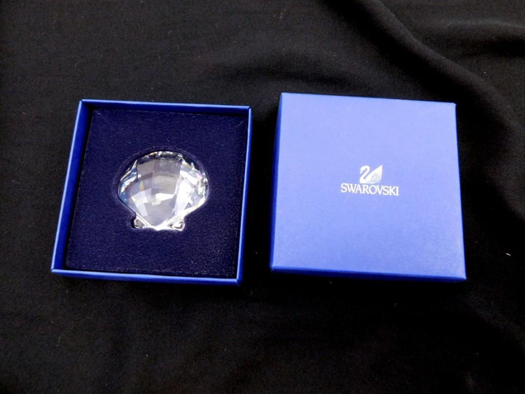 Swarovski Crystal Seashell with box (1 of 3)