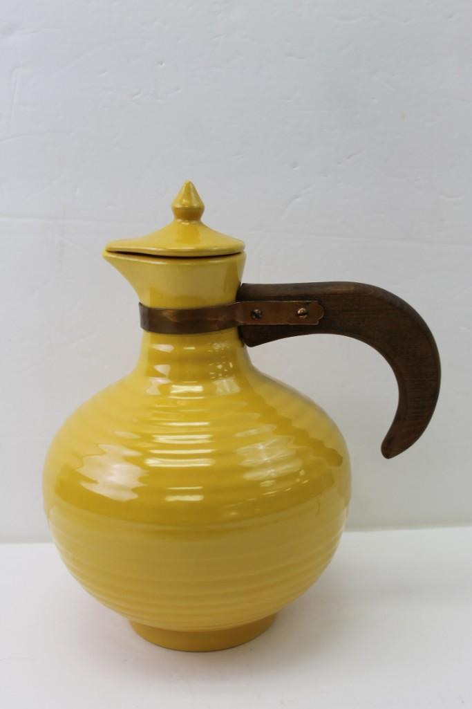 Bauer Pottery Ringware Coffee Server (1 of 5)